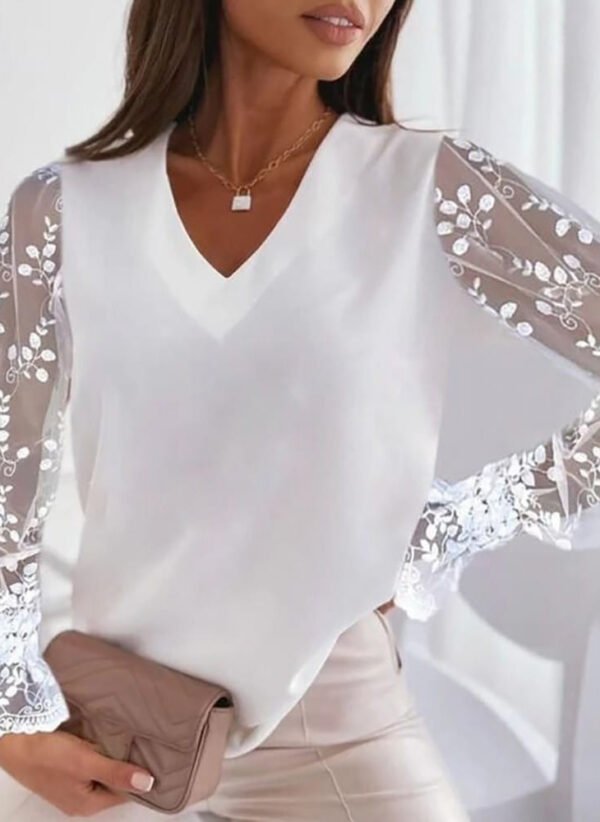 Top wiązany pod szyją z falbankami przy rękawach